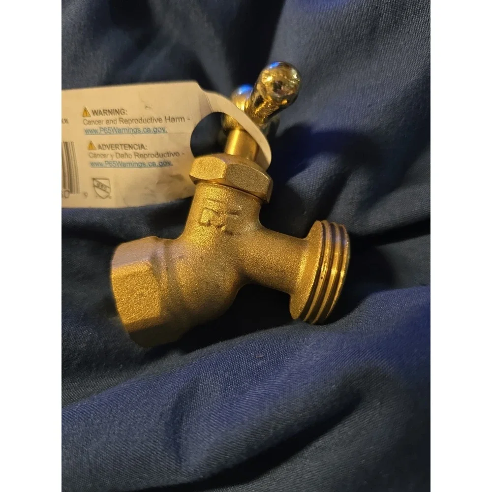 Everbuilt Brass Hose Bibb No Kink #184 ½